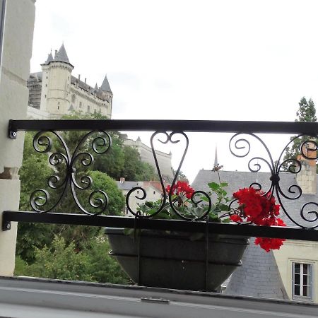 Vue Splendide Sur Chateau Saumur Exterior photo